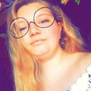 Meet your Posher, Hope